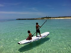 kids paddling